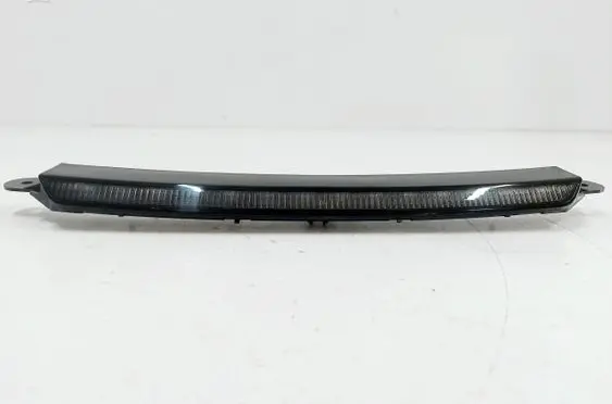Toyota C-HR I Third/center stoplight 81570-F4010