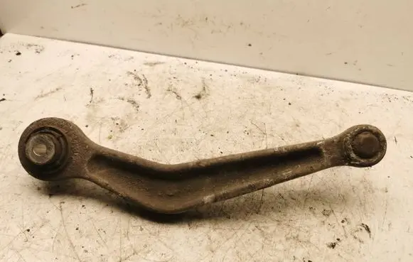 Rear control arm