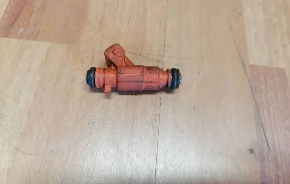 Peugeot 307 Fuel injector 0280156034