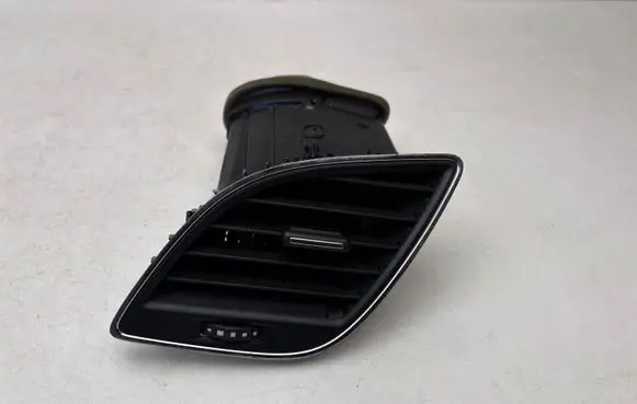 Seat Leon (5F) Dashboard side air vent grill/cover trim 5F2820901