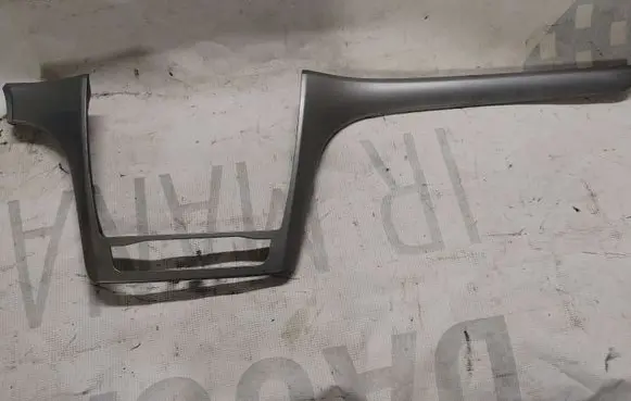 Skoda Yeti (5L) Dashboard glove box trim 5L1858418