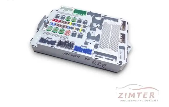 Jaguar XF X250 Fuse module DX2314D628AJ