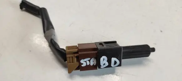 Nissan Primera Brake pedal sensor switch