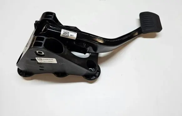 Jeep Grand Cherokee WL Brake pedal 68360646AA
