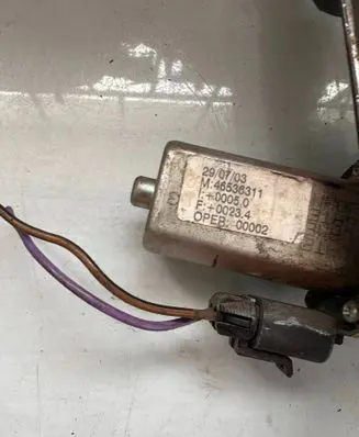 Fiat Punto (188) Front door electric window regulator 46536311 E00050
