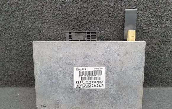 Audi A3 S3 8P Bluetooth control unit module 8P0862335C 8P0035503E
