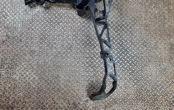 Mercedes-Benz EQS V297 Rear bumper mounting bracket A2978802000
