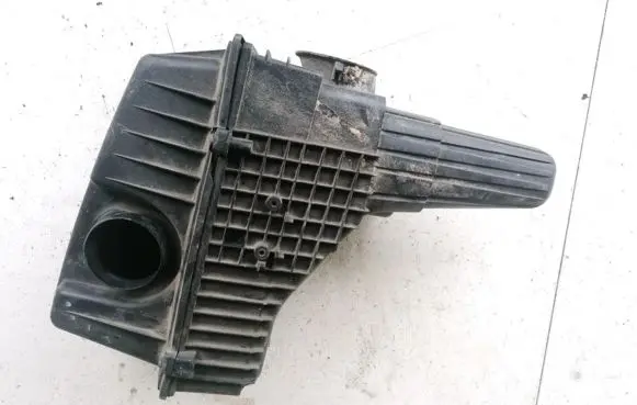 Peugeot 607 Air filter box 9636499980 9628048480