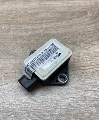 Audi A6 S6 C6 4F Yaw turn rate sensor 8E0907637B