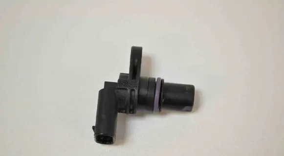 Volkswagen Golf VII Crankshaft position sensor 04C907601