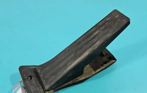 BMW X1 E84 Accelerator throttle pedal 6860784 IMPRK1594873