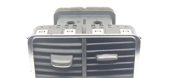 Audi A6 S6 C6 4F Rear air vent grill 4F0819203B