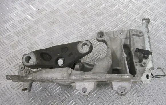 Nissan Qashqai Engine mount vacuum valve 11220JD700