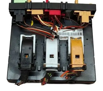 Skoda Yeti (5L) Comfort/convenience module 1K0937085L