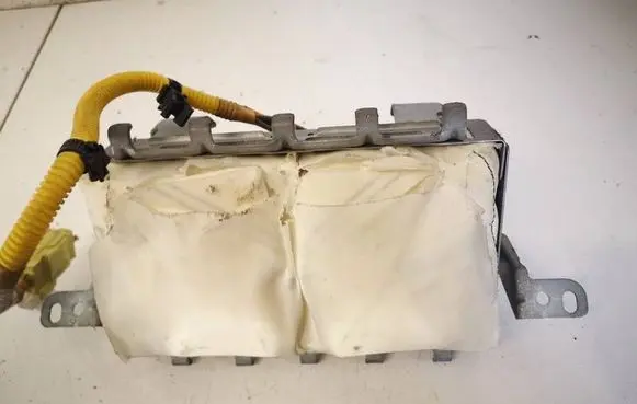 Toyota Corolla Verso AR10 Passenger airbag 