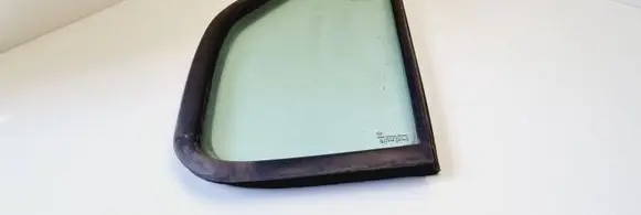 Renault Master II Front vent window/glass (coupe) 7700351235 7700351235E