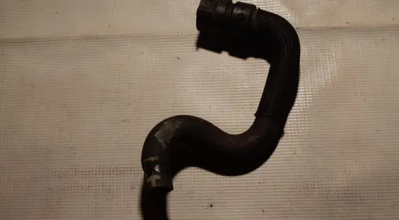 Volvo XC60 Engine coolant pipe/hose 6G918B159
