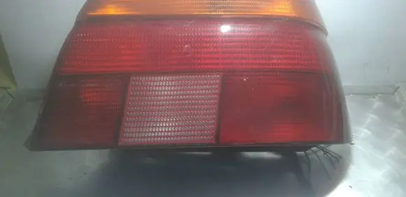 BMW 5 E39 Rear/tail lights 8358032