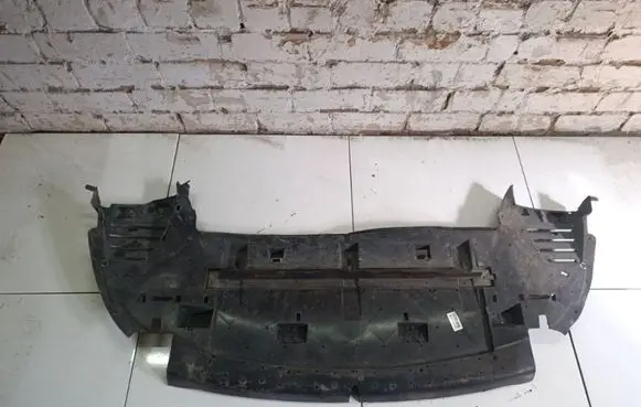 Citroen C4 Grand Picasso Engine splash shield/under tray 