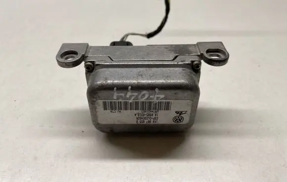Volkswagen Golf V ESP acceleration yaw rate sensor 1K0907655B