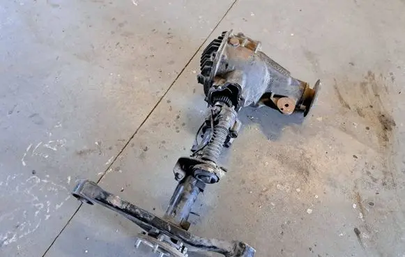 Mitsubishi Pajero Front differential MR453792