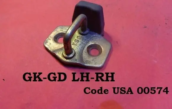 Chrysler Neon I Rear door lock loop/hook striker USA00574