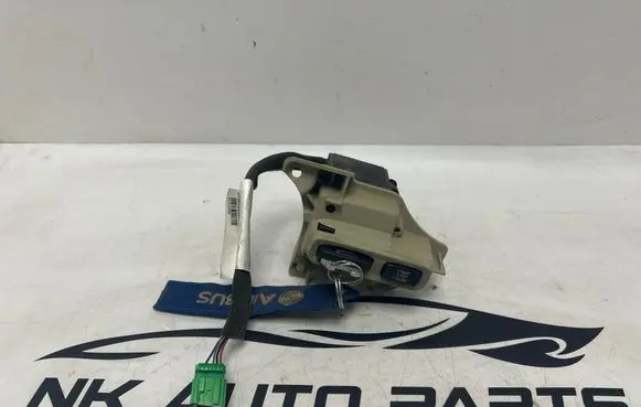 Volvo XC70 Ignition lock 329002 CE0682 3043A6G9FXCR