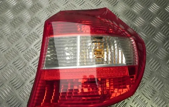 BMW 1 E81 E87 Rear/tail lights 692450212 A1572