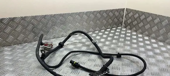 Mercedes-Benz E W212 Positive cable (battery) A2124409752