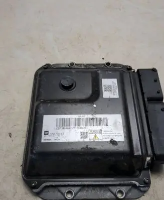 Opel Astra H Engine control unit/module 55579443