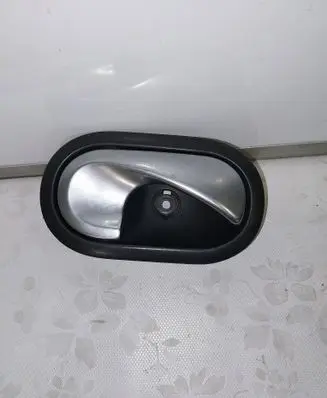 Renault Megane II Rear door interior handle 8200028486 405530006