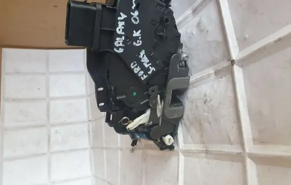 Ford S-MAX Rear door lock 6M2AR26413EB 970355 010307