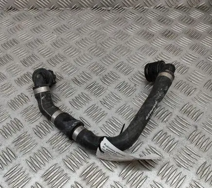 BMW iX Engine coolant pipe/hose 8475144