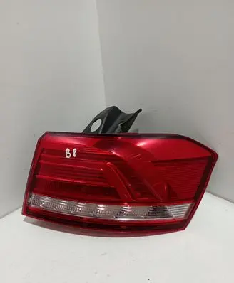 Volkswagen PASSAT B8 Rear/tail lights 3G9945312 3928