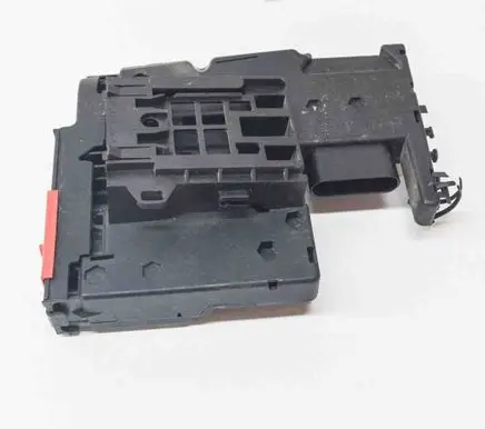 Mercedes-Benz E A207 Current control relay A2075400740