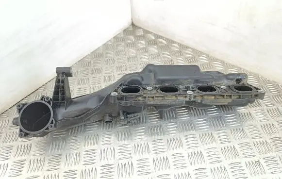BMW 5 F10 F11 Intake manifold 7555666