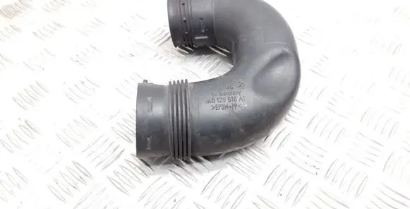 Audi A3 S3 A3 Sportback 8P Air intake duct part 1K0129618AT