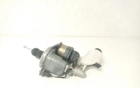 Volkswagen Golf VIII Brake booster 5WC614105AK
