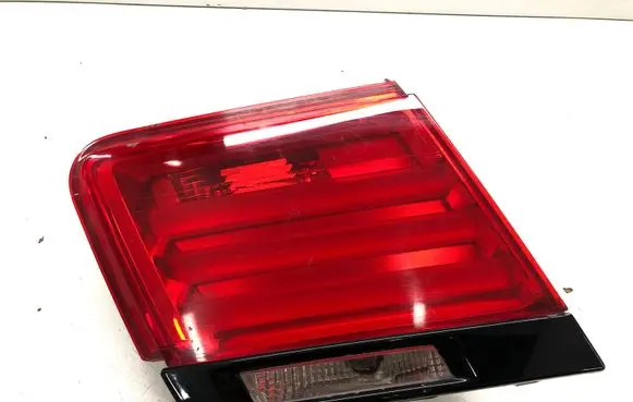 BMW 7 F01 F02 F03 F04 Tailgate rear/tail lights 7182205
