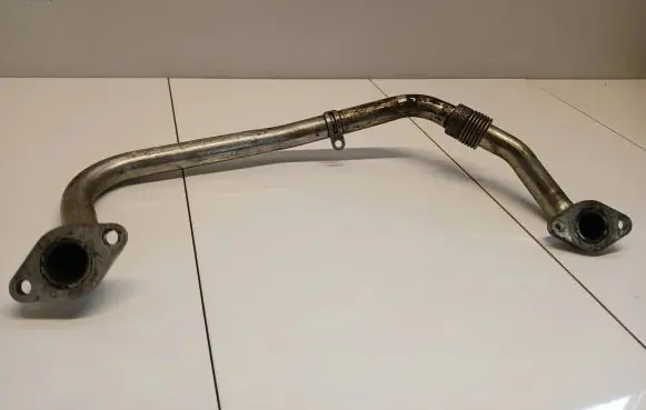 Audi A3 S3 8P EGR valve line/pipe/hose 03G131521A