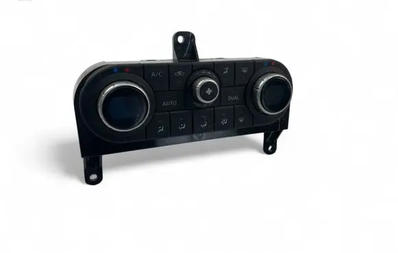 Nissan Qashqai Interior fan control switch 27500BR47A