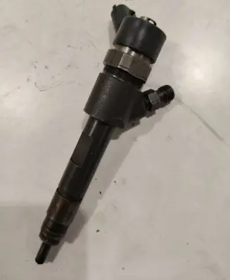 Renault Scenic II - Grand scenic II Fuel injector 0445110230 8200389369