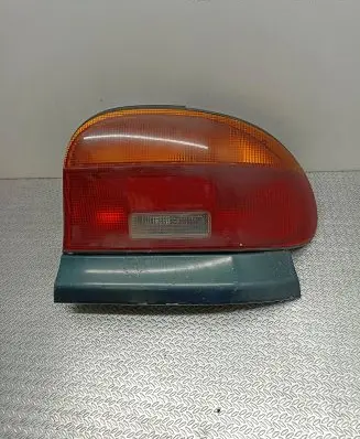 Mazda 121 Rear/tail lights 3309505R 22061364