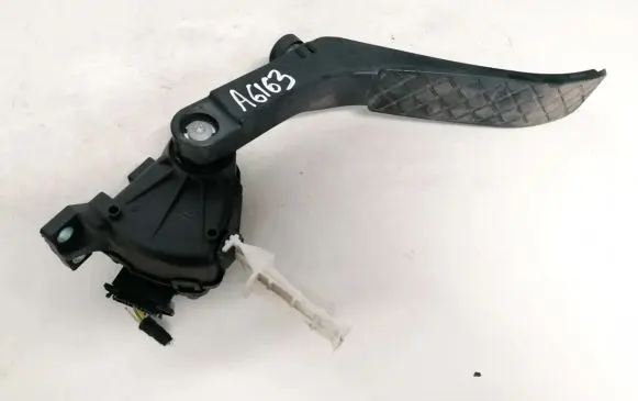 Audi Q7 4L Accelerator throttle pedal 7l0723507d