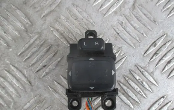 Mazda 6 Wing mirror switch