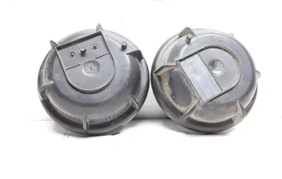 Volvo XC70 Headlight/headlamp dust cover 89025105 9178538 89000387