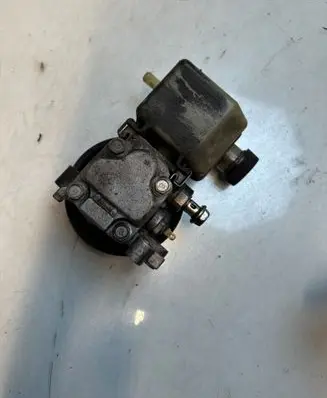 Mazda 6 Power steering pump 213312