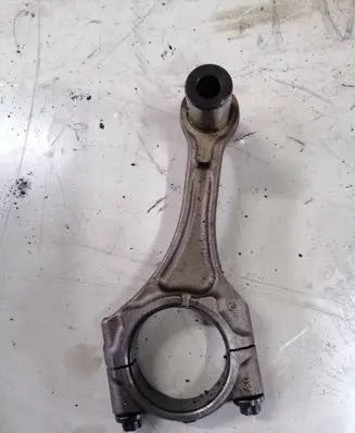 Subaru Forester SJ Connecting rod/conrod 