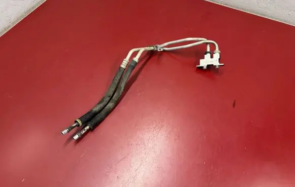 Chrysler Pacifica Gearbox oil cooler pipe/hose 68217330AB