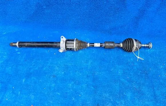BMW 2 F44 Front driveshaft 5A2E044 8681524